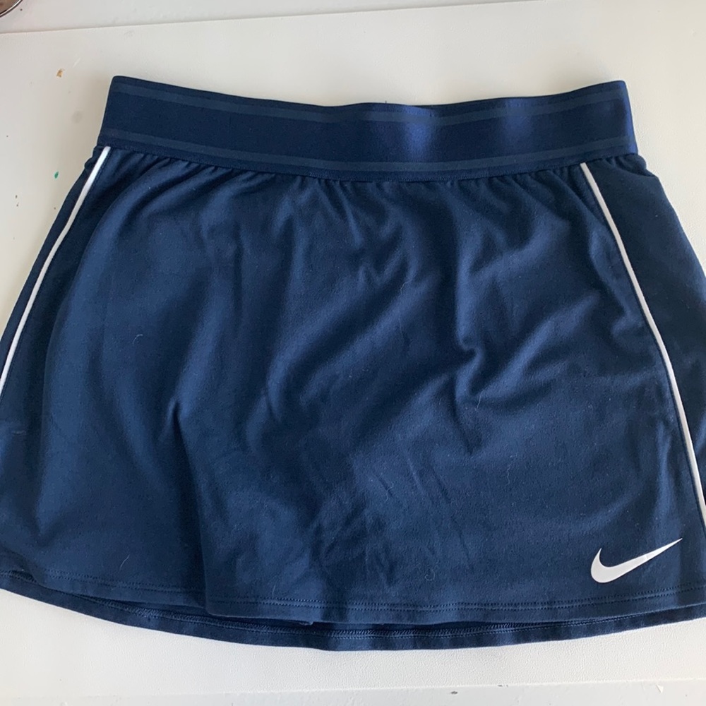 Womens XS navy tennis skirt/skort